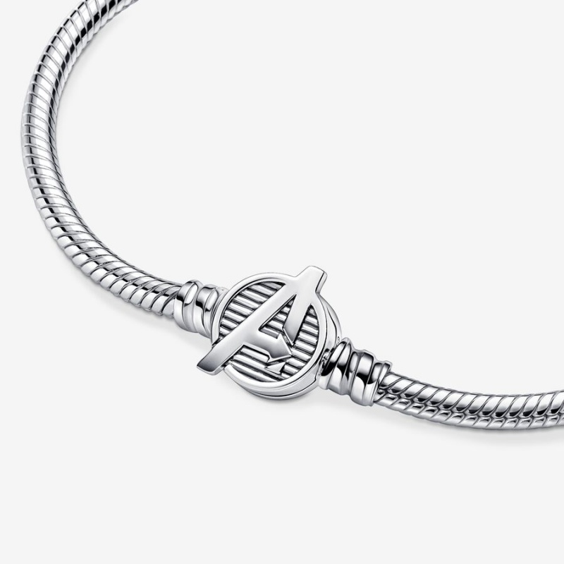 Sterling Silver Pandora Moments Marvel The Avengers Logo Clasp Snake Charm Bracelets | BOLE64139
